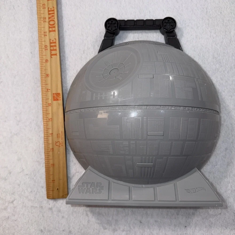 Hot Wheels Star Wars Death Star Collector's Car Carrying Case‎ with Handle EUC